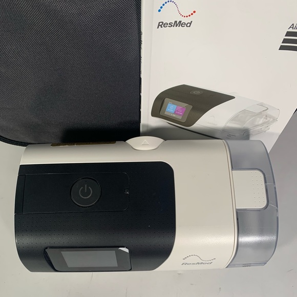 ResMed Airsense 11 Autoset - Picture 3 of 10